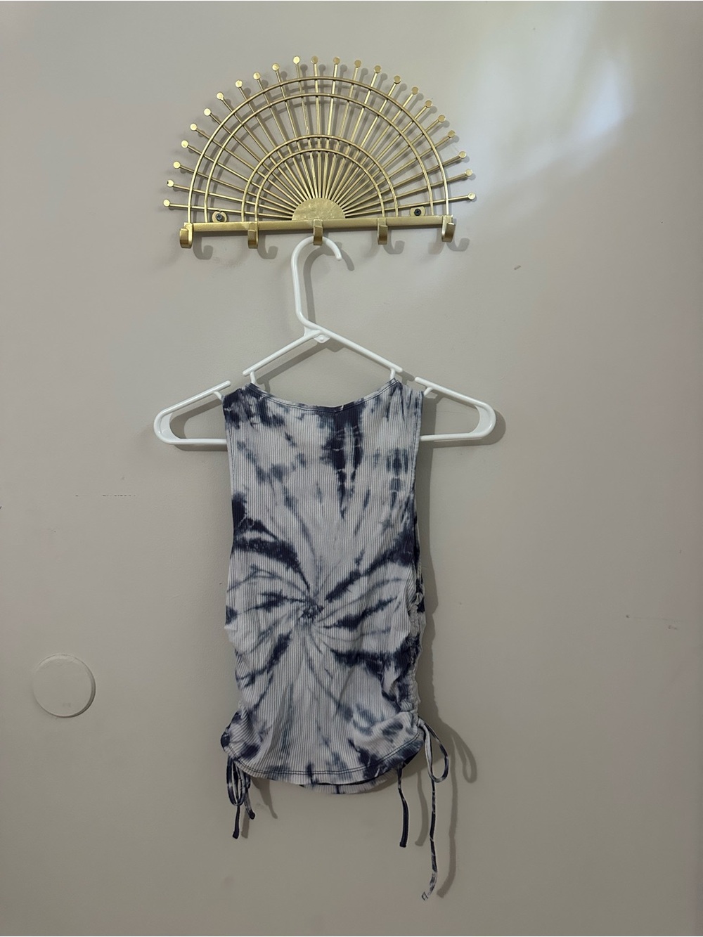 Tie-Dye Ribbed Tank Top - Picture 2 of 4
